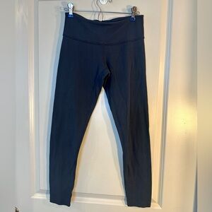 Lululemon Charcoal Grey High Rise 25” Leggings, Size 4